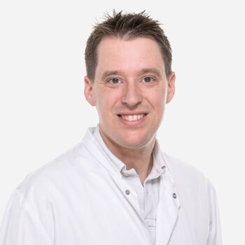 Dr. Henning Hoch